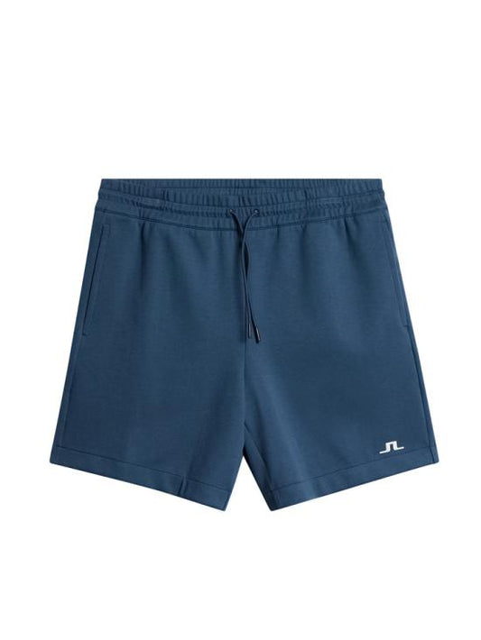 Short pants
