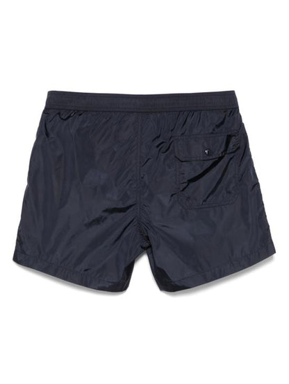 Short pants