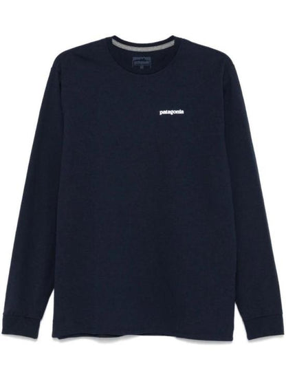 Long -sleeved t -shirt