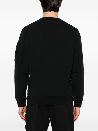 Long -sleeved t -shirt