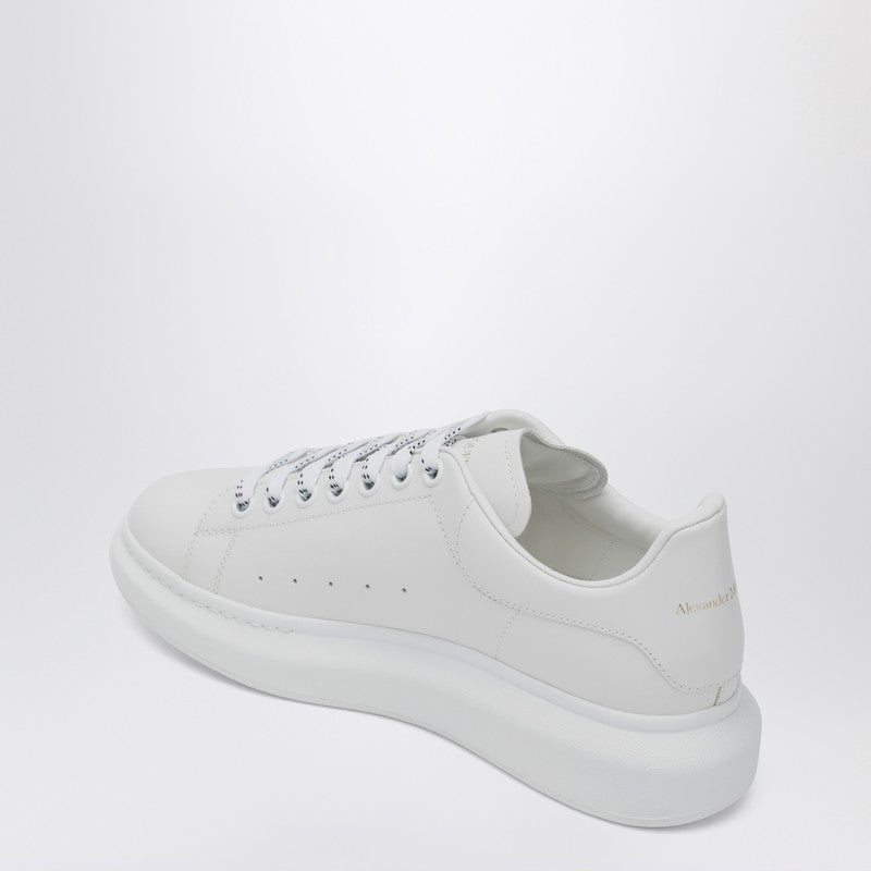 Sneaker Oversize white