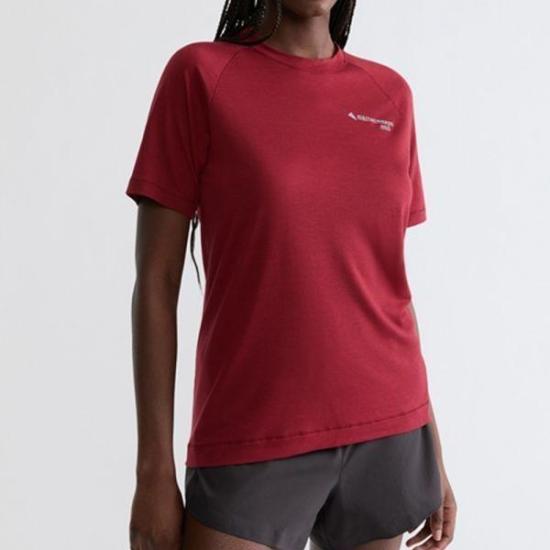 Short -sleeved t -shirt