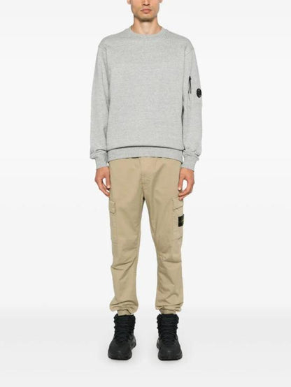Long -sleeved t -shirt