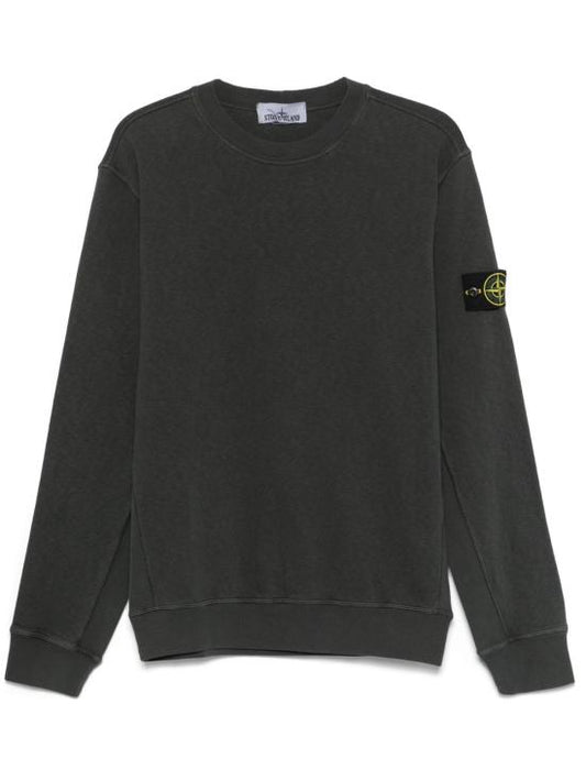 Long -sleeved t -shirt