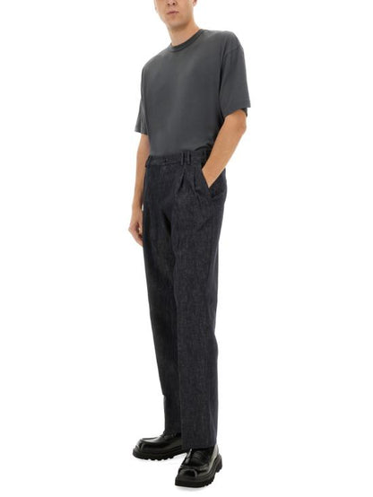 Straight pants