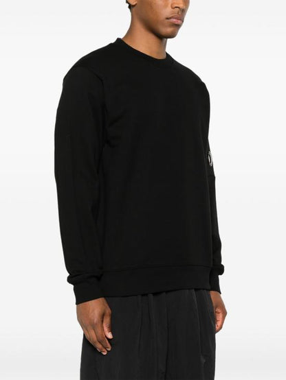 Long -sleeved t -shirt