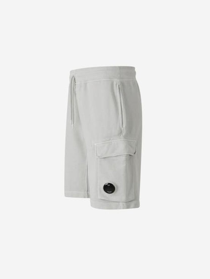 Short pants