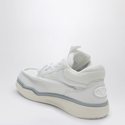 Mid-Top Runboot White Sneakers