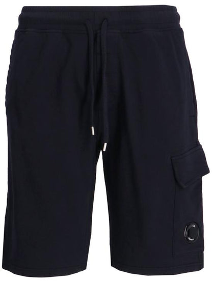 Short pants