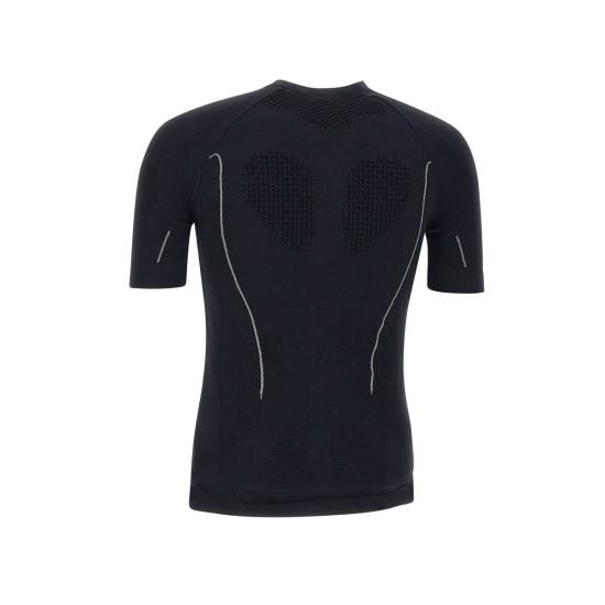 Short -sleeved t -shirt