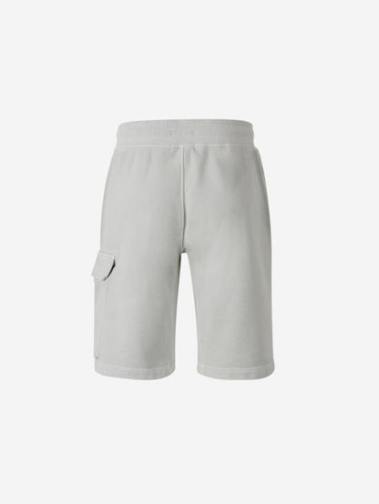 Short pants