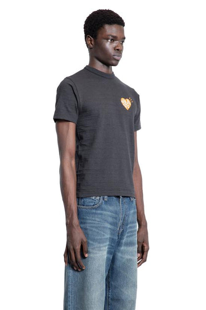 Long -sleeved t -shirt