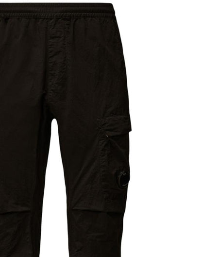 Straight pants