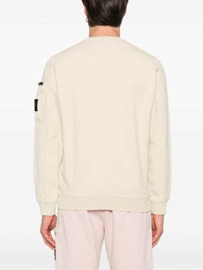 Long -sleeved t -shirt