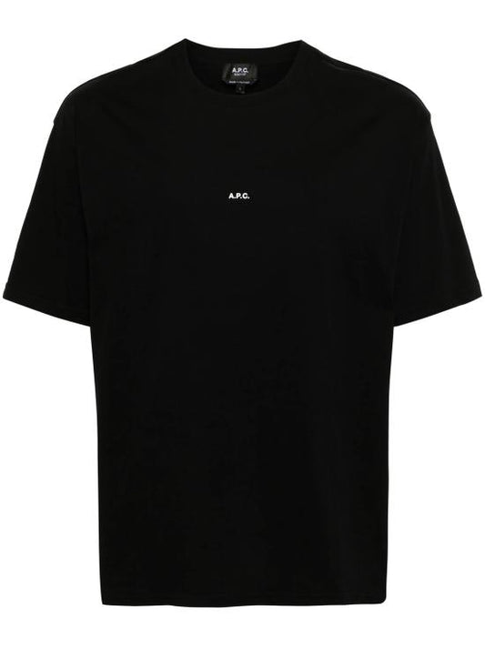 Short -sleeved t -shirt