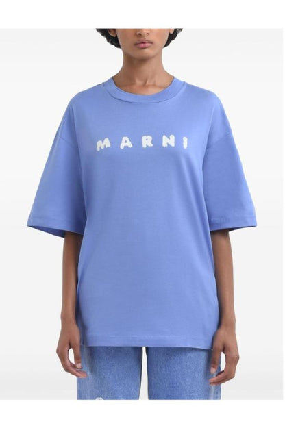 Short -sleeved t -shirt