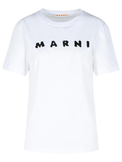 Short -sleeved t -shirt