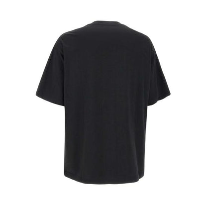 Short -sleeved t -shirt