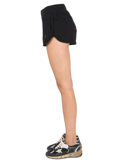 Short pants