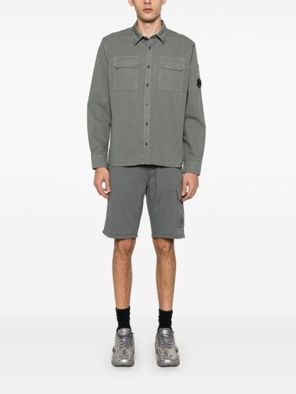 Short pants