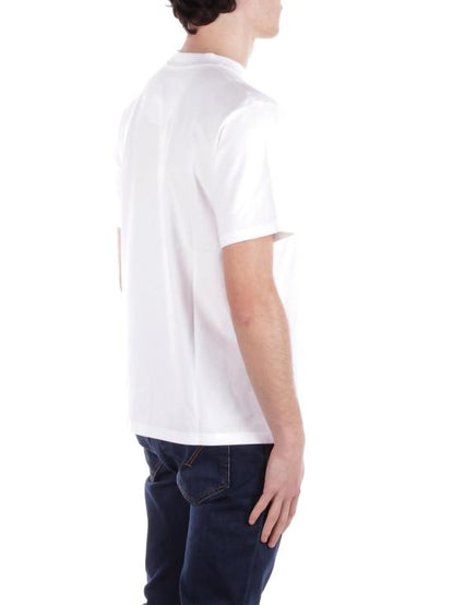 Short -sleeved t -shirt