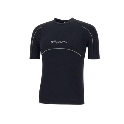 Short -sleeved t -shirt