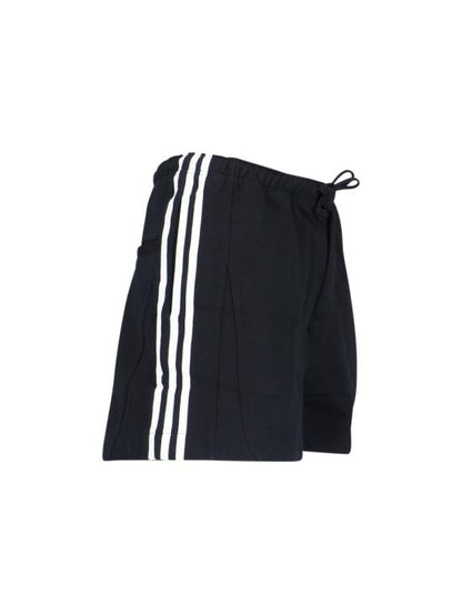 Short pants