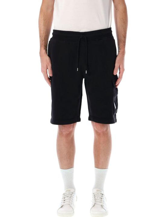 Short pants