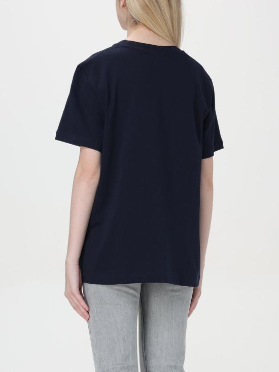 Short -sleeved t -shirt