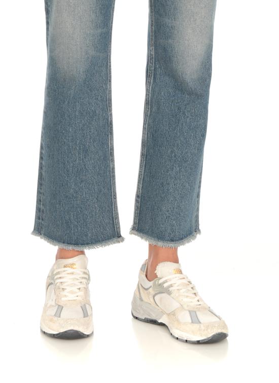 أحذية رياضية