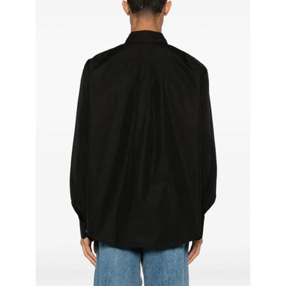 Long -sleeved shirt