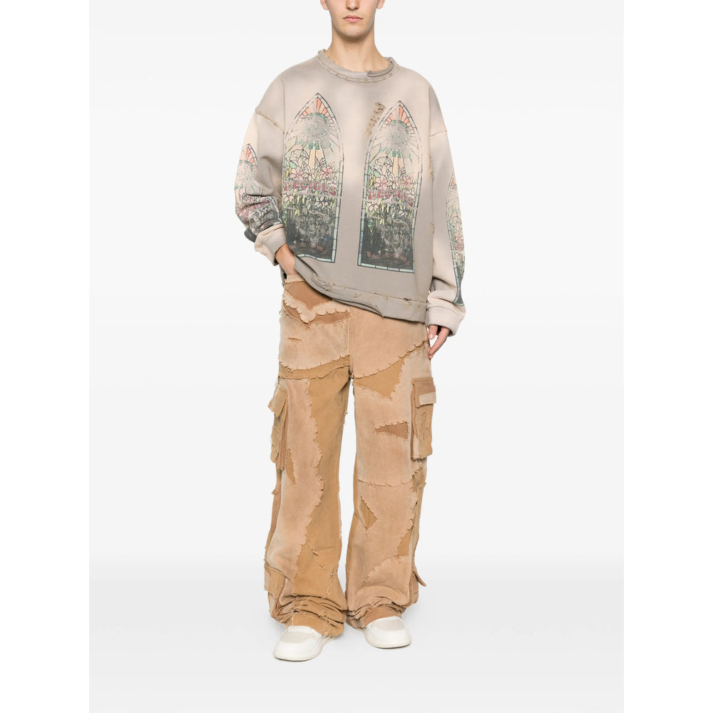 Sweater Who Decides War