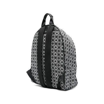 backpack-5-3254594