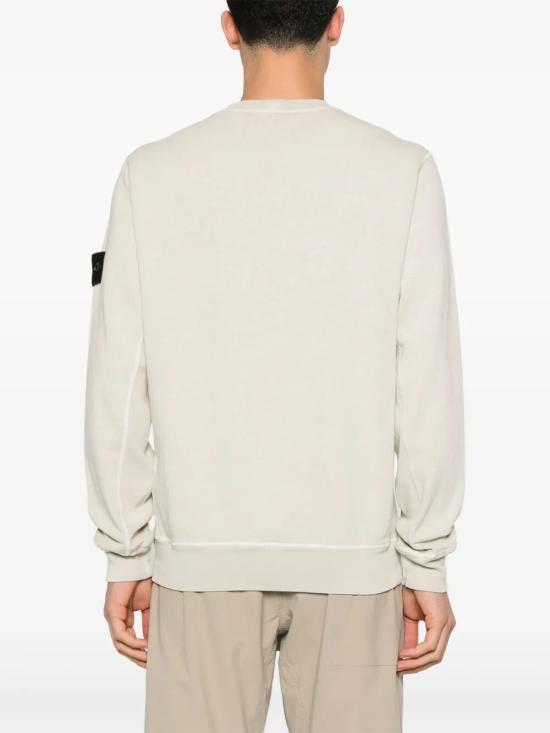 Long -sleeved t -shirt