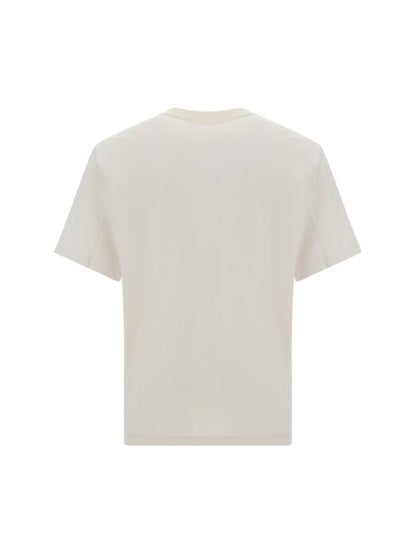 Short -sleeved t -shirt