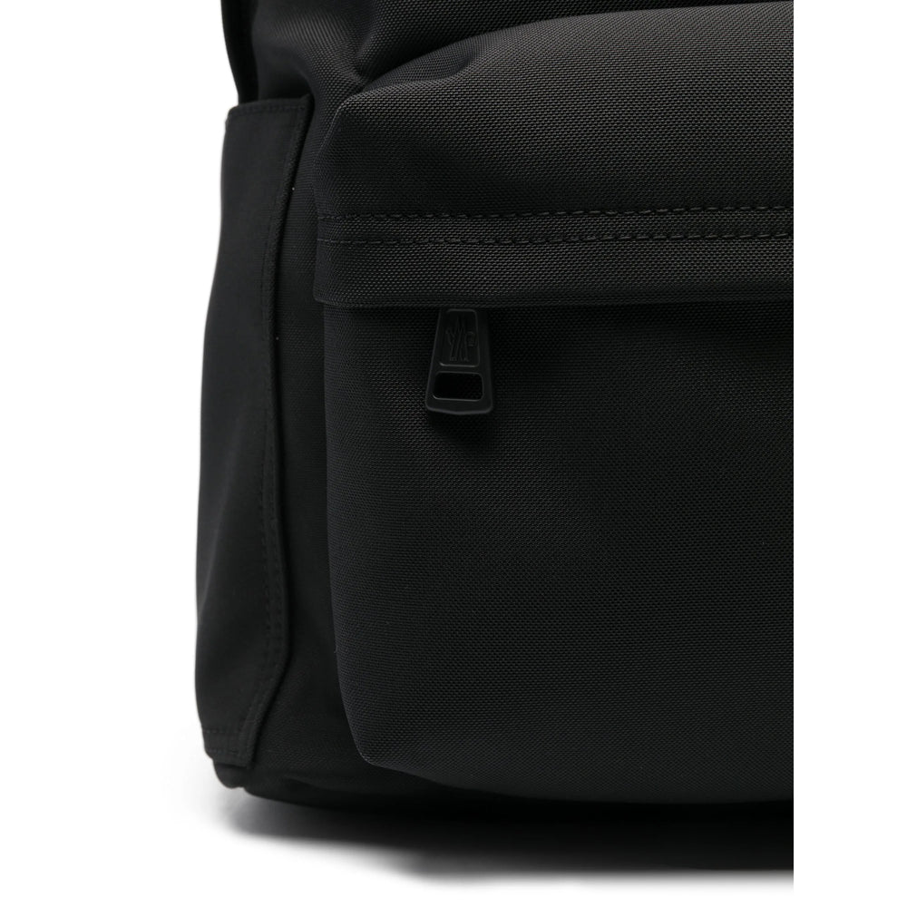 backpack-5-3053060