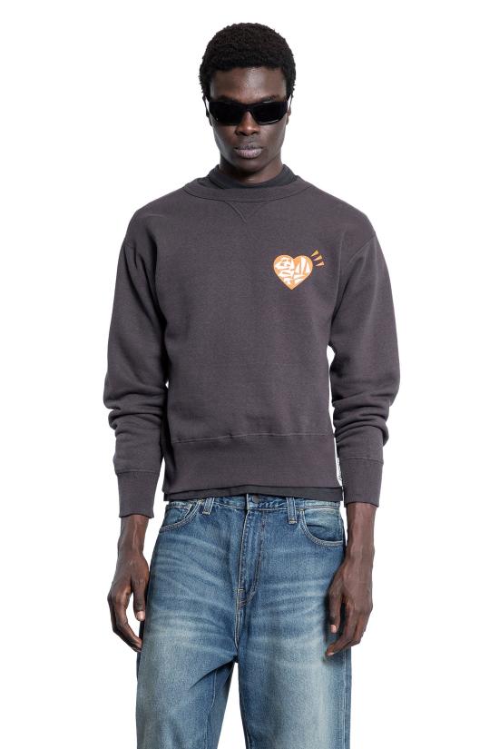 Long -sleeved t -shirt