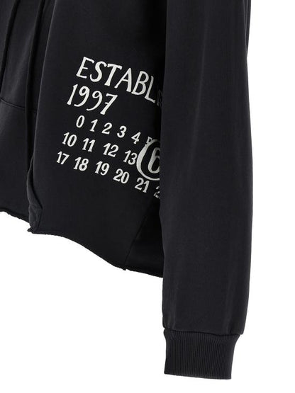 Hood t -shirt