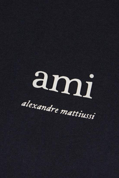 Short-sleeved t-shirt