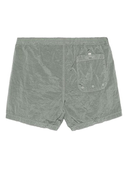 Short pants