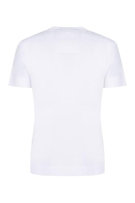 Short -sleeved t -shirt