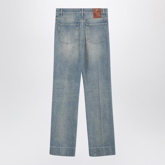 Light blue washed-effect jeans
