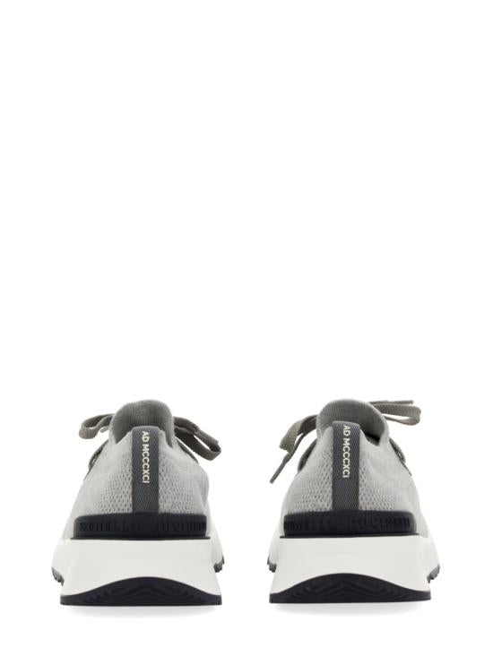 حذاء رياضي نيترو توب