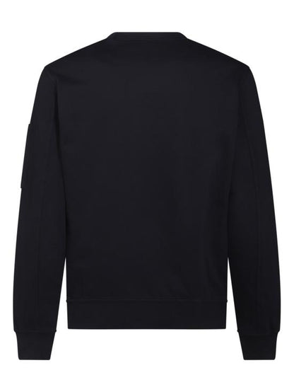Long -sleeved t -shirt