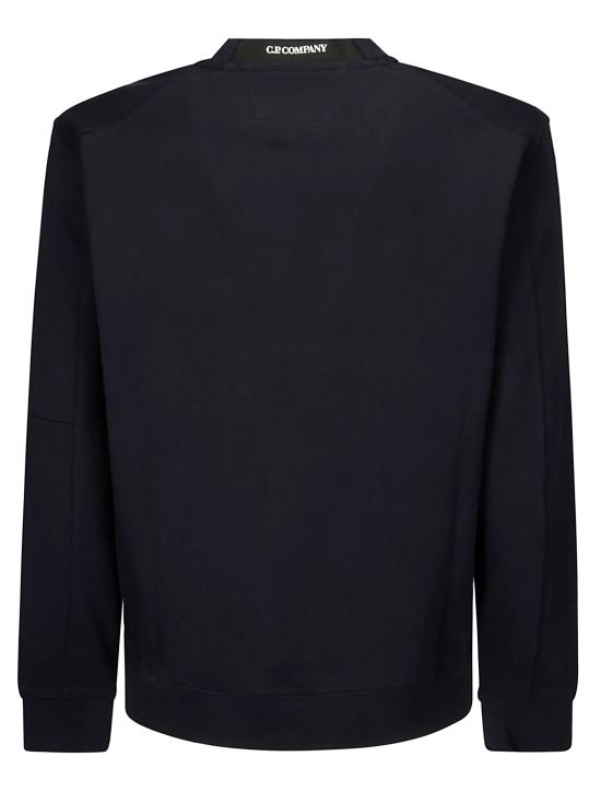 Long -sleeved t -shirt