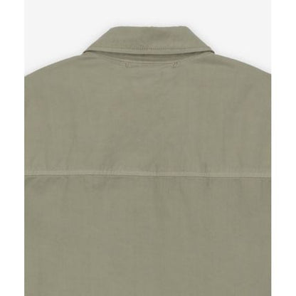 Long -sleeved shirt