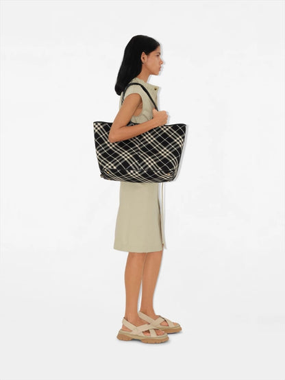 MEDIUM CHECK TOTE BAG