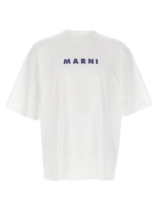 Short -sleeved t -shirt