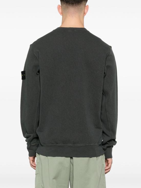 Long -sleeved t -shirt