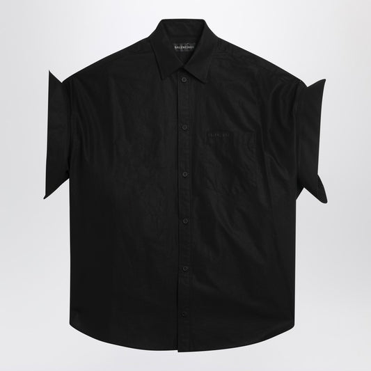 Black shirt with turn-up sleeves